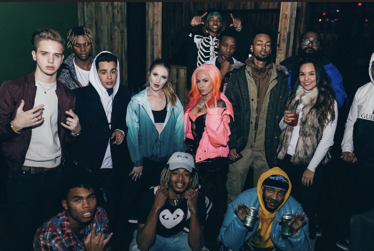 iamjstoner's tweet photo. HQ/1200 GLO💫 https://t.co/NlrnlZAWZ7