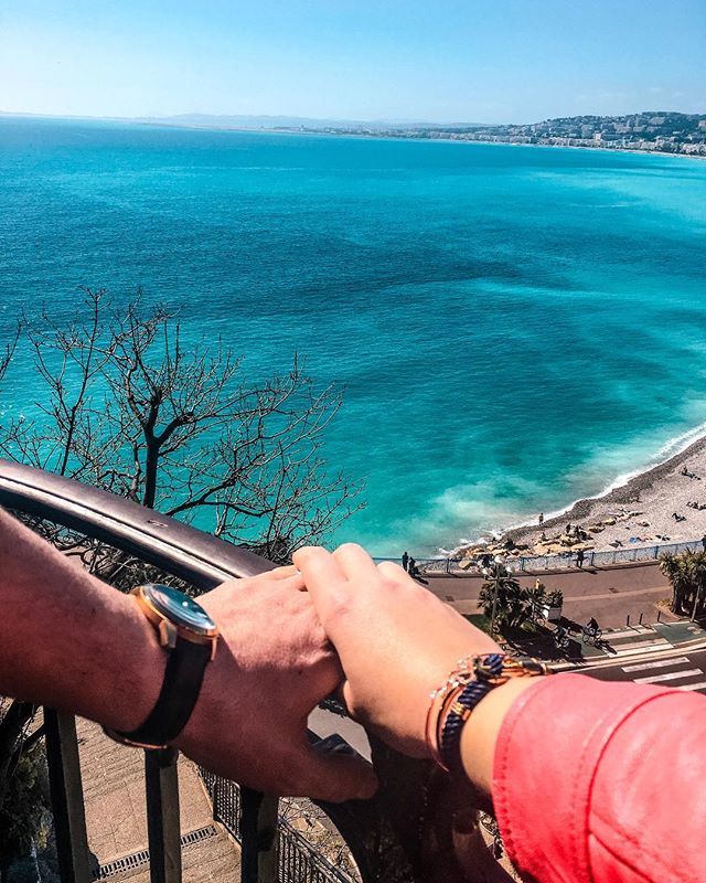 HealthEasier's tweet photo. On termine le week-end sur une note d’Amour et on commence la semaine avec un sentiment de bonheur intense.

Vivez chaque instant que la vie vous offre à 1000%. Nourrissez vous de l’amour de ceux qui vous sont proches, rechargez vos batteries dès que vou… https://t.co/by2rMefH43 https://t.co/cuvplBbDhS