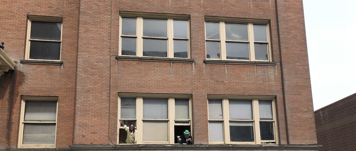 Some people got a bird’s-eye view of the parade 🐦🍀🌈