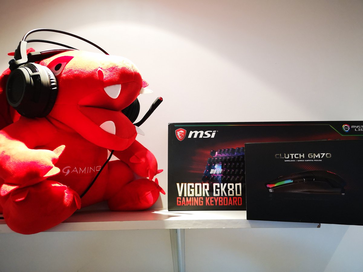 You want a cool headset like Lucky has? Maybe even a mouse and keyboard? 

Comment which one you want, like &amp; rt if you want the whole package!