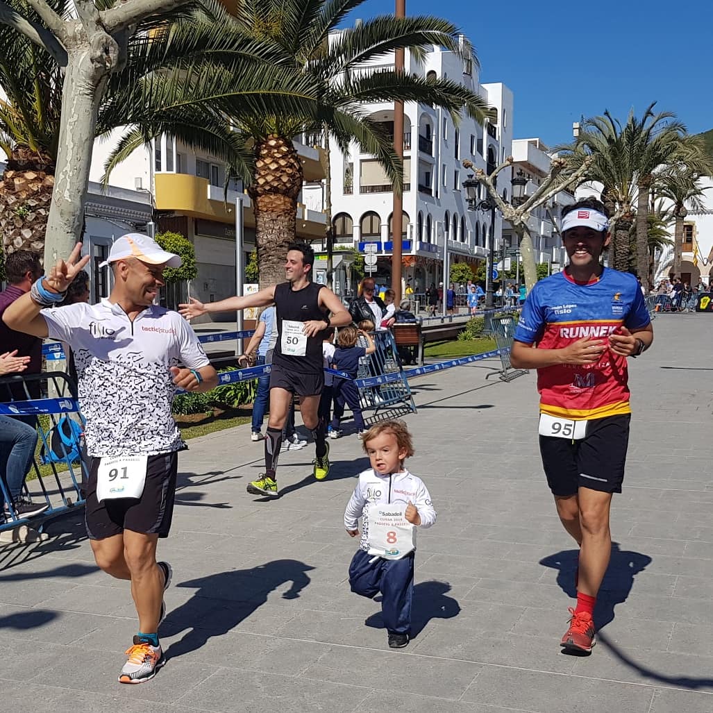 Como se lo han pasado hoy en la #PasseigaPasseig 

Maria, David, @esthermribz Sergi, Marcos, Hernán, @gabriletics Javi, Fernando se lo han pasado en grande y han sufrido un poquito del 🌞☀️ en #PasseigaPasseig

Todos en meta y todos siguiendo el objetivo final d la <a href="/IbizaMarathon/">Ibiza Marathon</a>