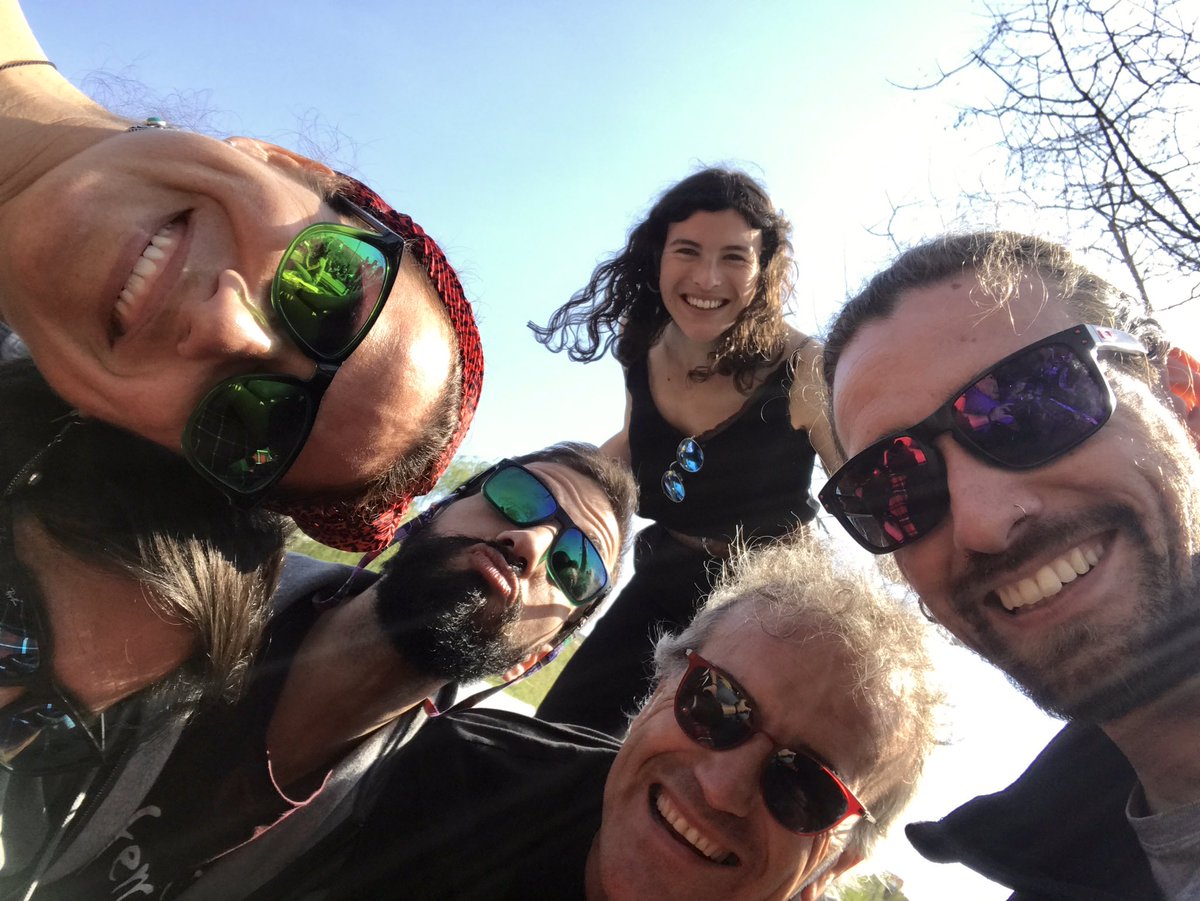 ballatriplestep's tweet photo. Dia intens, a primera hora formació de profes 💪🏼 i desprès picnic jazz 🎺 amb molta olor de primavera ☀️
#PicnicJazz #Terrassa #LindyHop #swingterrassa #bestoftheday #friends #triplestep https://t.co/MzECItzEzA
