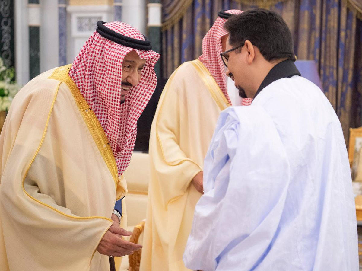 MdLemineCheikh's tweet photo. تشرفت صباح اليوم الأحد بمقابلة خادم الحرمين الشريفين الملك سلمان بن عبدالعزيز  وذلك للسلام عليه وتقديم اوراق عتمادي سفيرا للجمهورية الإسلامية الموريتانية لدى المملكة العربية السعودية وقدنقلت له تحيات فخامة رئيس الجمهورية السيد محمد ولدعبدالعز يز كما حملني تحياته اليه . https://t.co/sxzXXUwYHx
