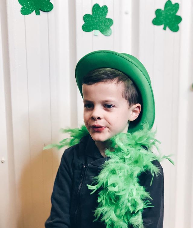 My little (half) Irishman 🍀
#stpaddysday .
.
.
.
.
#kidsstyle #stpatricksday #march17 #childhoodeveryday #motherhoodslens #visualscollective #wildandfreechildren #momentsofmine #kidsforreal #liveauthentic #visualauthority #londonlife #londoners