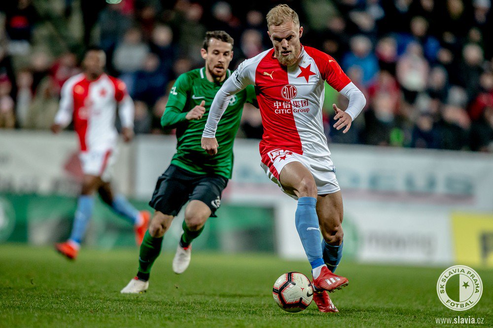 slaviaofficial's tweet photo. 📸 | Těžké vítězství v Příbrami objektivem našeho fotografa Martina Malého. #prisla #slavia #fotomaly https://t.co/X2nDd8UmB5