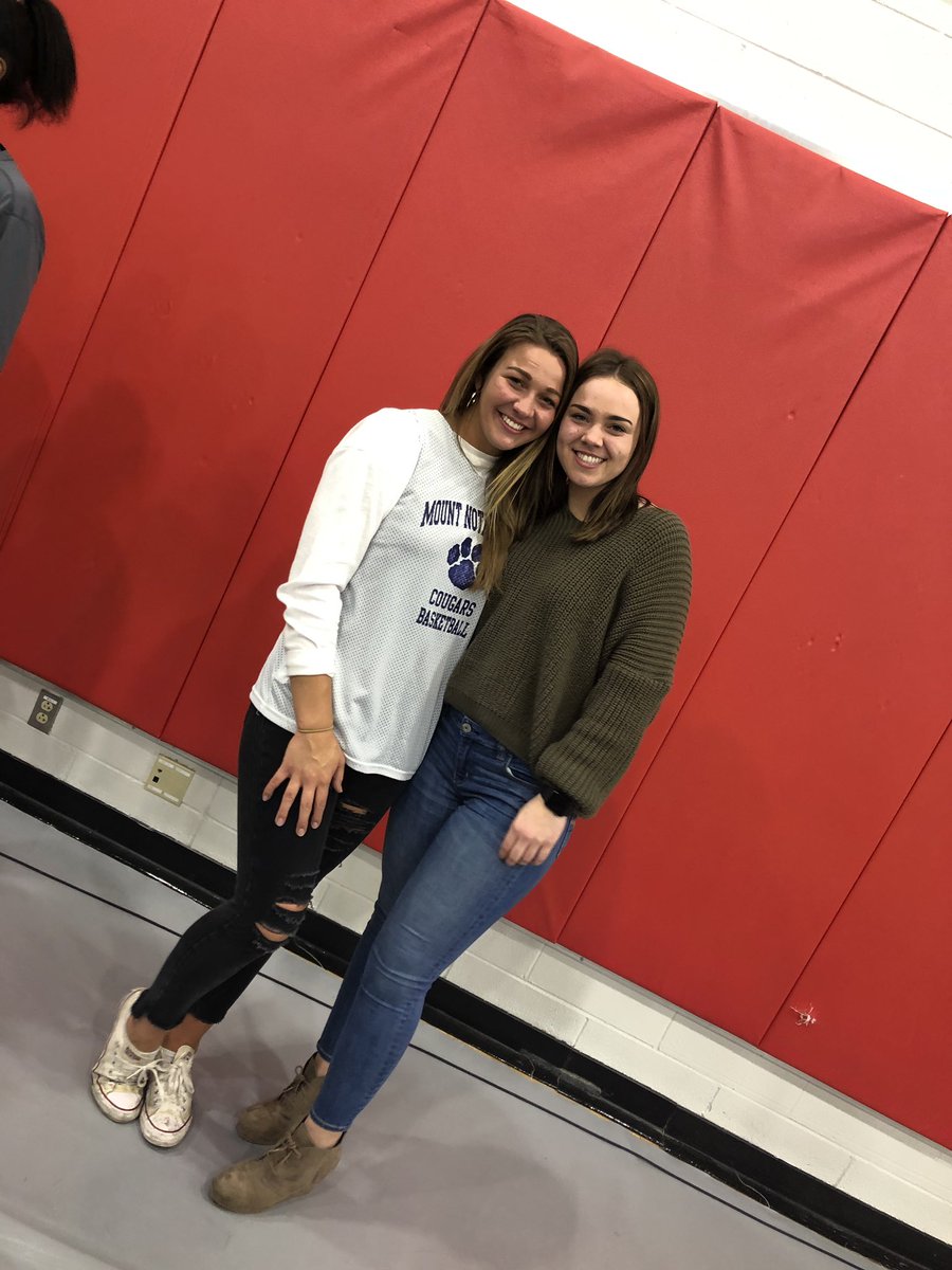 scholza16's tweet photo. Congrats to @MNDCougsBBall for winning state yesterday! So proud of see these two π way to keep the tradition going! @alliescholz14 @rachelwiehe #statedontwait #ProudAlum https://t.co/3BcirbkHla