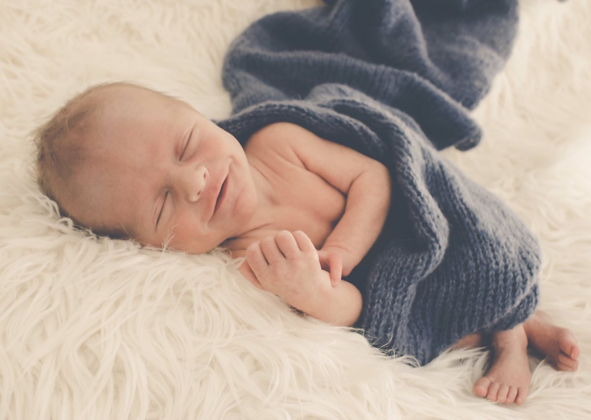 babphotography's tweet photo. Who smiles on Sunday’s ?!  #newborns #newbornphotography #smilier #sundays https://t.co/5BWDAmSU3U