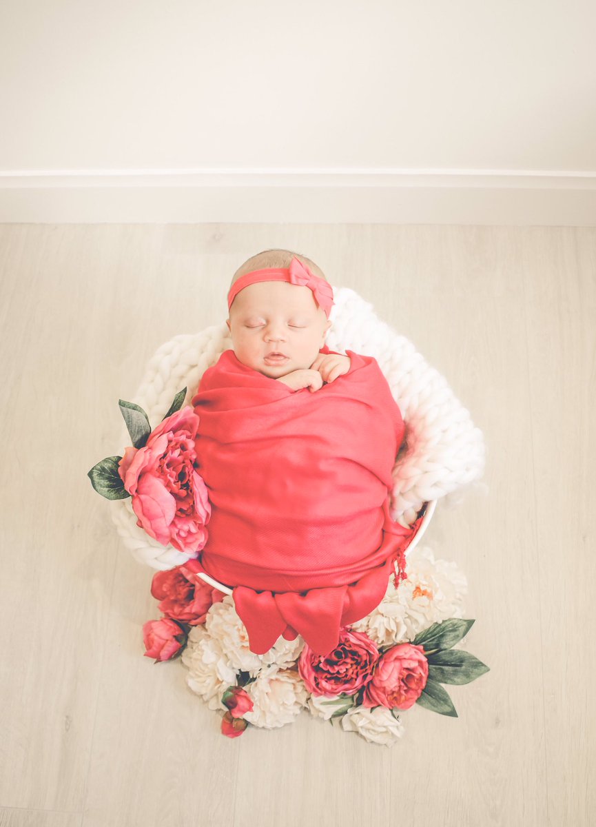 babphotography's tweet photo. Sienna - 15 days new ! #newborn #studiophotography #1stbabyin #sienna #smilier https://t.co/AIp8YDqTF6