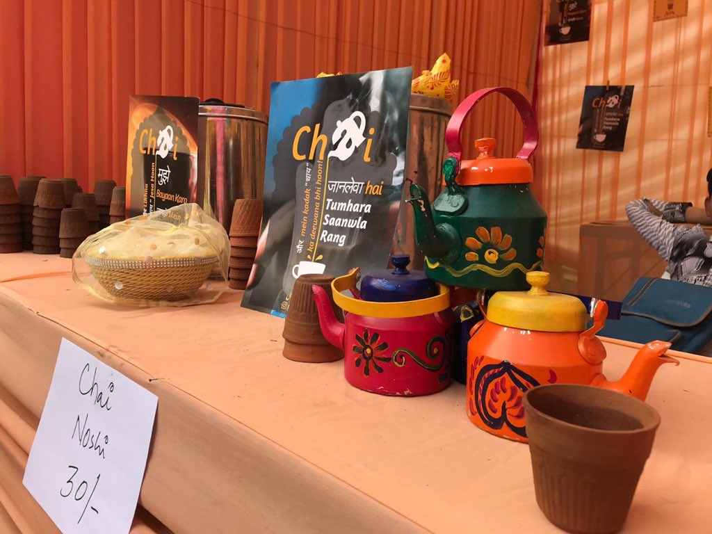 tawairkh's tweet photo. Glimpses of #Chainoshi at Delhi6 food festival curated by @PDWKB at #Dillidurbar2019 a cultural fest 16 & 17th March Photo credits: @shahjahanabadi @chainoshi @dillidurbar_in https://t.co/TbU3BTuSVQ