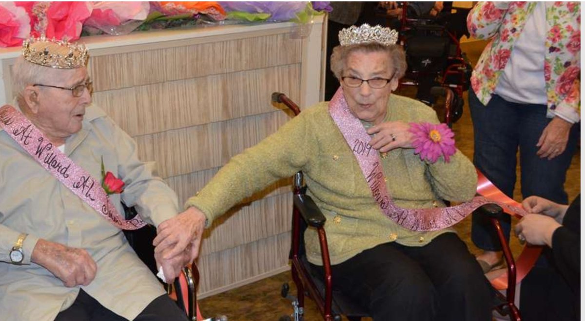 WillowsWillard's tweet photo. Highlights from our 3rd Annual Senior Prom. It was truly a moment, a day and night to remember. #SeniorProm2019 #connectgenerations #volunteers #community #family #TrilogyLiving #willowsatwillard #enjoylife https://t.co/2CDe2KubjI