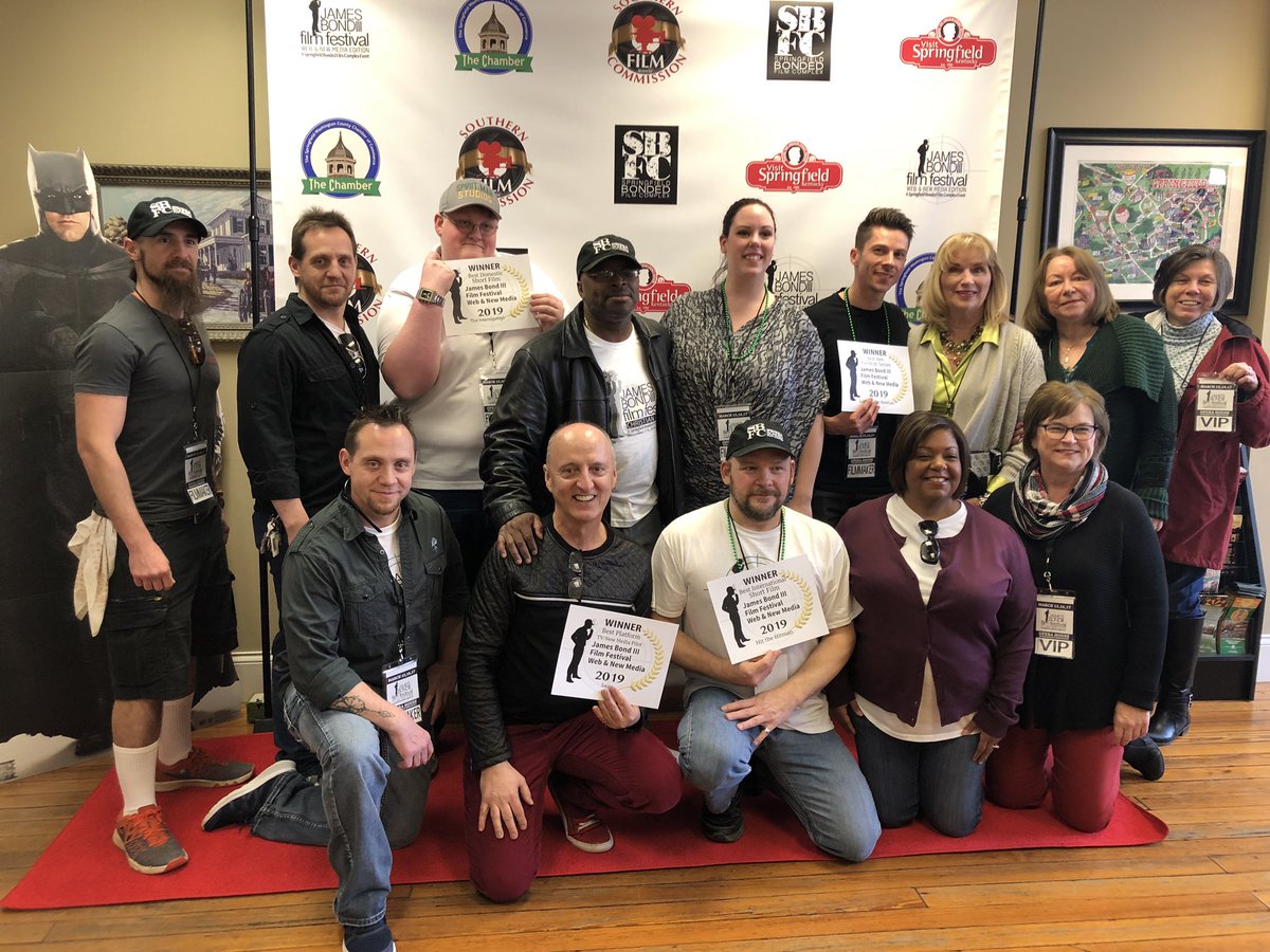 SpringfieldTour's tweet photo. Thank you to the filmmakers for visiting Springfield! Congratulations to the film festival winners! #springfieldky #travelky #jamesbondiii #producer #director #actor #filmmaker #supportindiefilm https://t.co/iXQG0rQusi