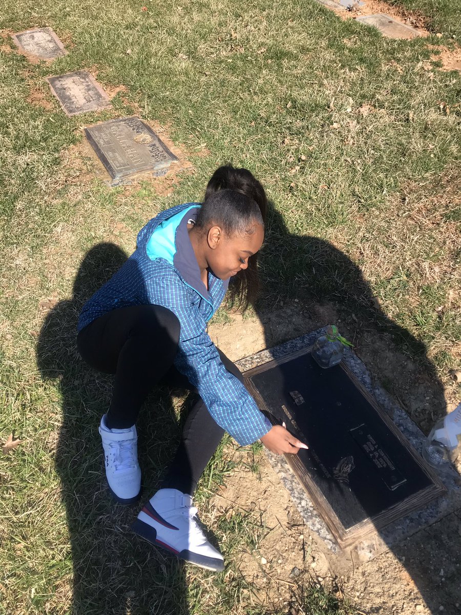 allonkaayy's tweet photo. daddy’s girl❤️ #foreverwitme🕊 https://t.co/ibTWZJ5Ft9