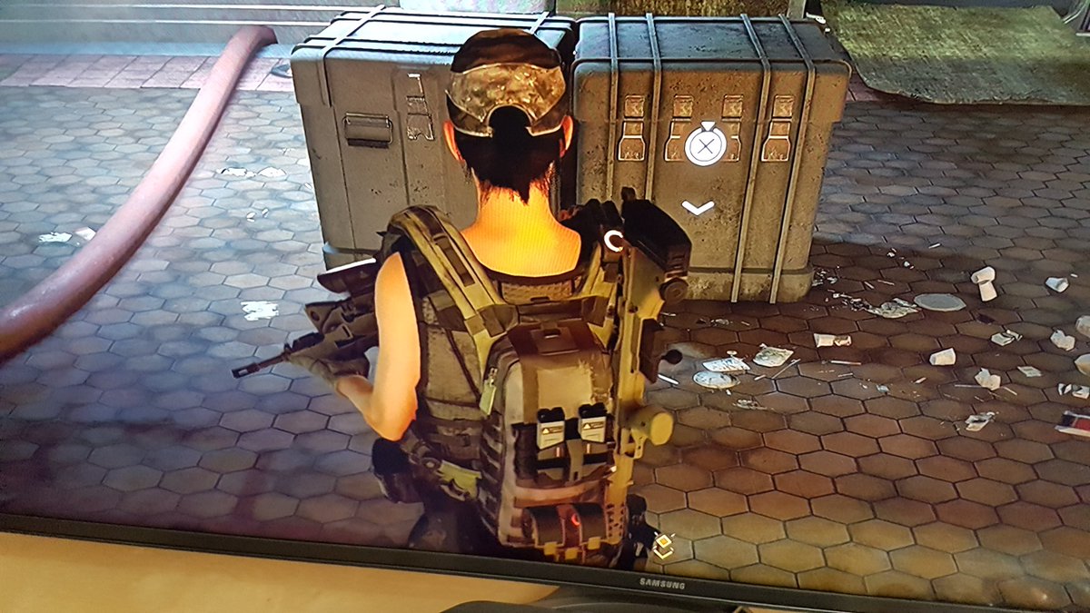 itsleebailie's tweet image. More brilliant game design. The objective marker that leads everywhere apparently. As long as my time is wasted I guess that's all that really matters right? #bugcentral #TheDivision2