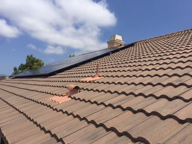 Did you know? Installing a residential solar energy system costs 70% less than it did in 2010. Many say that now is the best time to go #solar!  ow.ly/BYiN50n2KPO