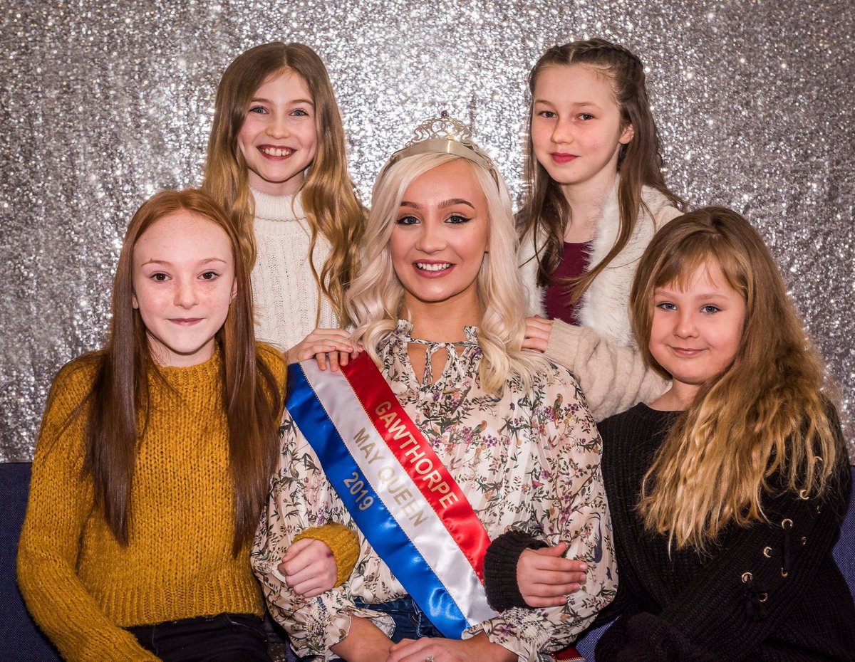 GMaypolePro's tweet image. WE ARE VERY PROUD TO PRESENT OUR MAY QUEEN ELECT FOR 2019 AND HER MAIDS OF HONOUR 
Miss Jodi-Leigh Taylor with Leah-Grace Booth; Emily Perry; Lexi Watson and Lydia Hudson. 

We are excited to see them all on Maypole Procession day - Saturday 4th May 2019.