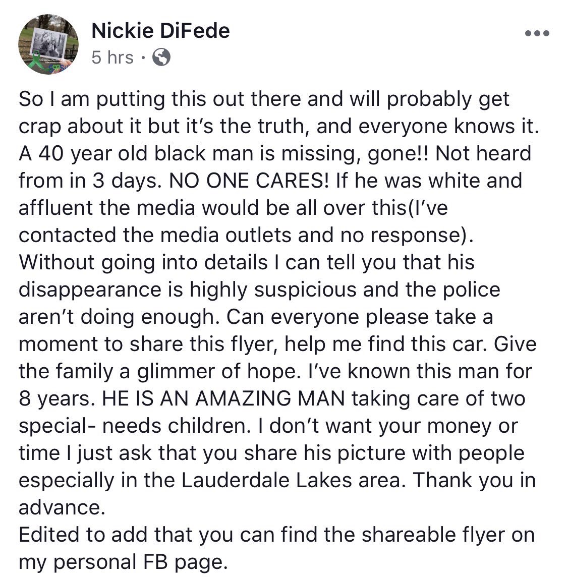 BrookeeDee24's tweet image. Anyone in the Broward area, please RT and help bring this father back home to his kids.