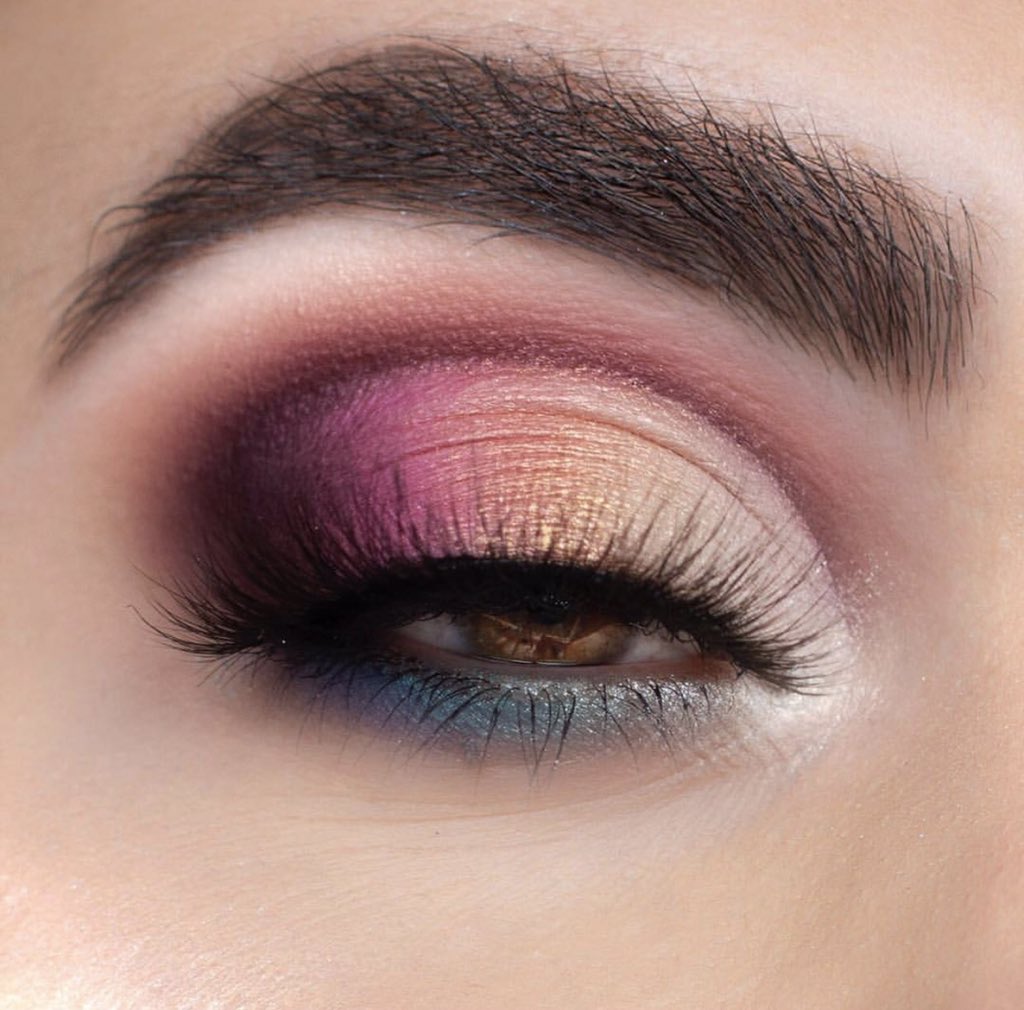 SOSforBeauty's tweet photo. @norvina1 Are you more into fullface shots or closeups? I’m all in for closeups! (Eyes and lips!) https://t.co/UCcPb79S77