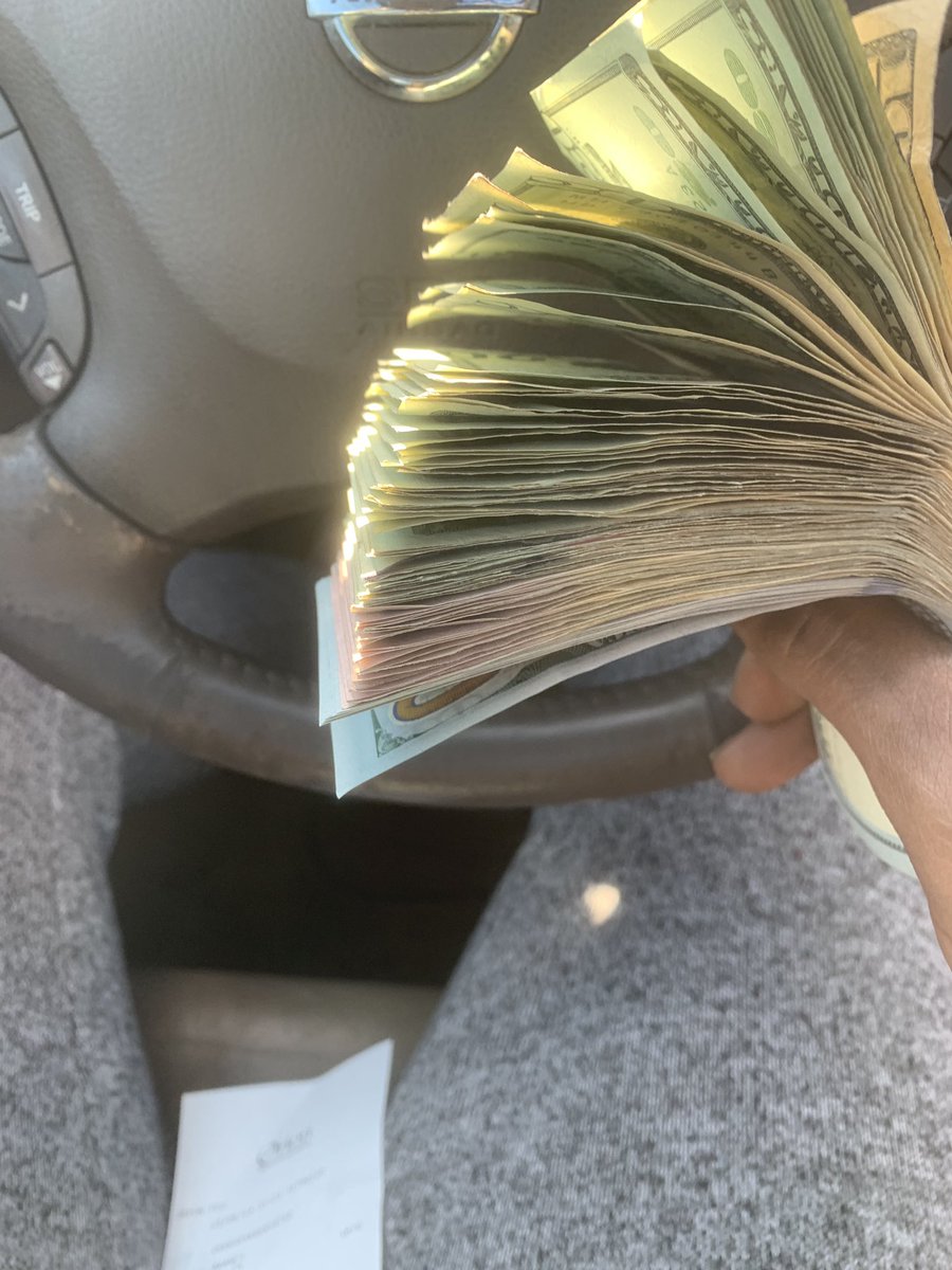 PhewDollaz's tweet photo. HAPPY ST. RACKTRICKS DAY 🍀🍀😅 https://t.co/xZGSsX2irY