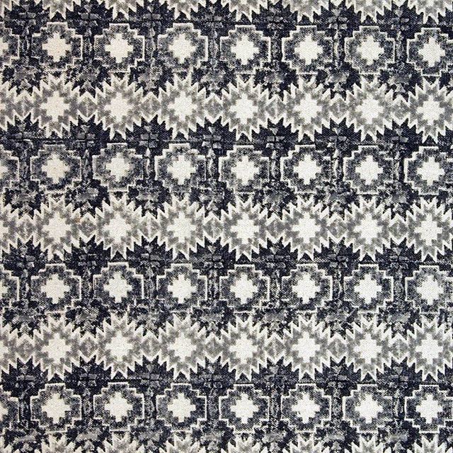 mohrmcpherson's tweet photo. Deal of the day:
4'x6' black and white all cotton dhurrie rug $68 https://t.co/CRk3rCDBmd https://t.co/kXEL17rnko