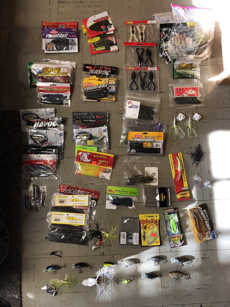 DuHawk_Fishing's tweet photo. Thank you to Armond Pagliai for a large donation to the club! We are very excited to use these as open water fishing continues to become closer. https://t.co/PBNDeahFmM