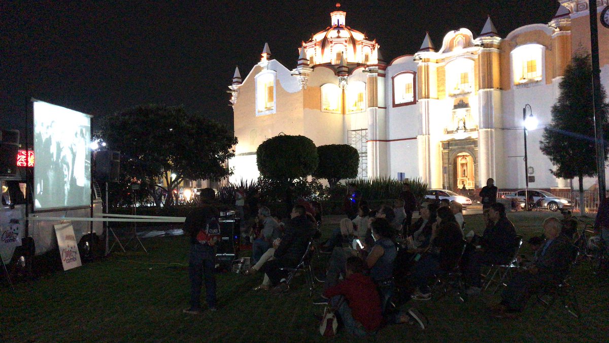 Proyección frente a Casa del Caballero Águila dentro del festival Amantolli gracias a <a href="/GobiernoCholula/">Gobierno de Cholula</a> y <a href="/CulturaCholula/">Dirección de Cultura Cholula</a>