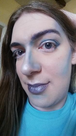 tocp03's tweet image. Feeling a little blue today. ❄️ I was inspired by @JeffreeStar&apos;s reveal of his upcoming #BlueBlood palette. Used JSC&apos;s Thirsty and Platinum Ice palettes with Clout, and @UrbanDecay&apos;s Born to Run and Distortion palettes. 💙