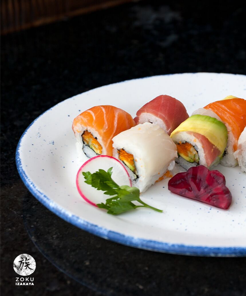 zokumx's tweet photo. Cuando el salmón, el pepino, el atún, la pesca blanca y el aguacate se unen, surjen cosas maravillosas como estos rainbow rolls. 🐟🥑
 #ZokuMX #RomaNorte #CocinaJaponesa #CDMX https://t.co/RMPcQQX8eQ