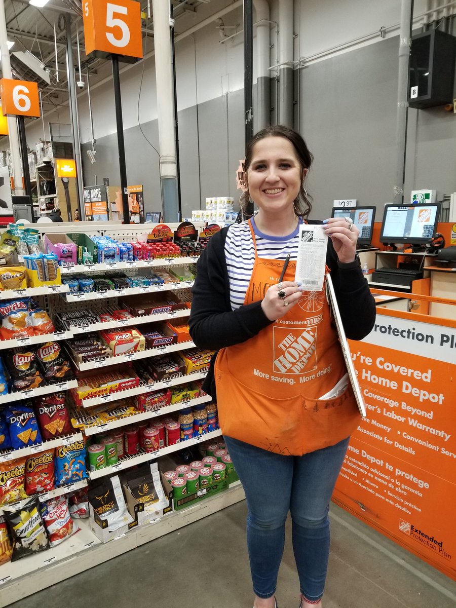JeremiahEarley's tweet photo. Awesome recovery from Marisa! Stopped a $1,300 walk out! #ferocious4416 #D53Execution https://t.co/YfKWuXaIK2