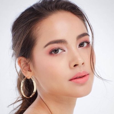 Happy birthday to Yaya Urassaya  
