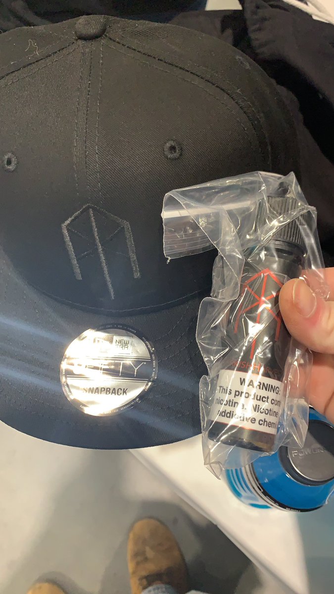 RR_Coils's tweet photo. Wouldn’t be right to meet MTerk and not grab some Terkish Harvest and a SnapBack! #terknation #rrcoils #NVE #snapback #terkishharvest #humble #greatweekend #kidsfreeweekend #vapefam #vapers #vapelife #vapeall #vapedaily #vapecommunity #vapingsaveslives https://t.co/JXFxQHbFkI