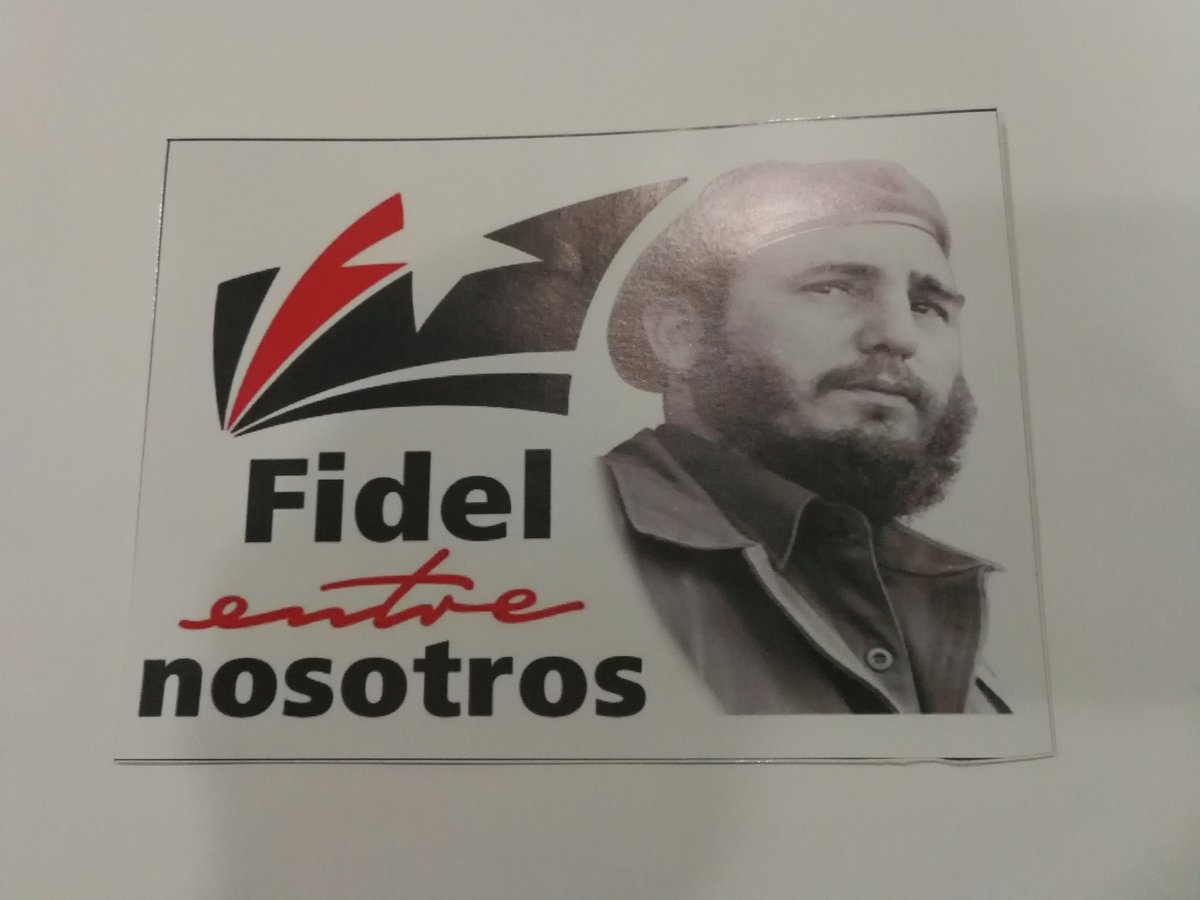 GladysBejerano's tweet photo. #ContraloriaCuba dice como #FIDEL somos descendientes de indios, de negros y de españoles; de esas 3 razas  obtuvimos lo mejor "el valor". Sin dudas el Presidente de EU no nos conoce. Sus amenazas no nos asustan, Basta ya de tanta locura! #NoMasBloqueo Aprenda  #SomosContinuidad https://t.co/bWWzKFMrYP