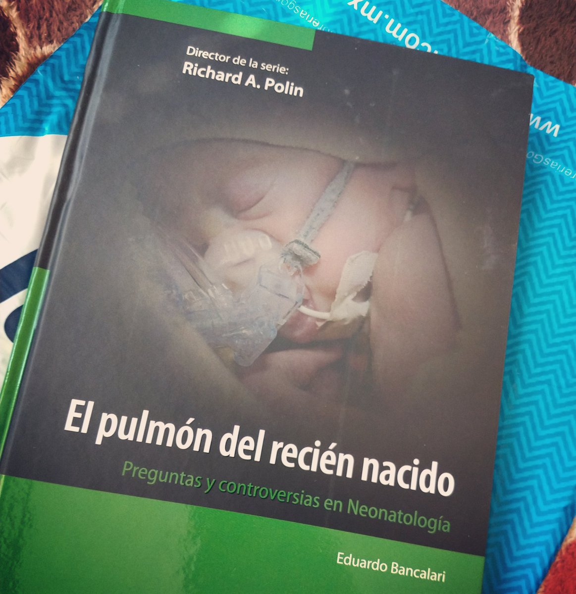 rubilestrange's tweet photo. Por fin lo tengo...  El pulmón del recien nacido... #ñoña ... Jaja 🤓🤩 #neonatos #neosrules https://t.co/BcAhDmWOXA