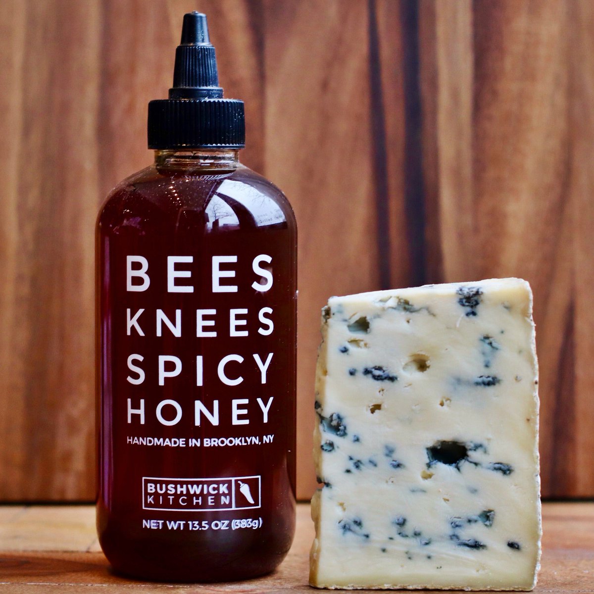 curdbox's tweet photo. sometimes all you need is a good old classic, blue cheese &amp; honey....with a kick 🌶 
.
.
.
.
#pairmeup #cheese #cheeseandpairings #cheesesubscription #curdbox #curdbox #foodie #bostonfoodie #dcfoodie #nycfoodie #brooklynfoodie #cheeseplate #ourcheeseyourplace #womanowned https://t.co/TsPvarwNLe