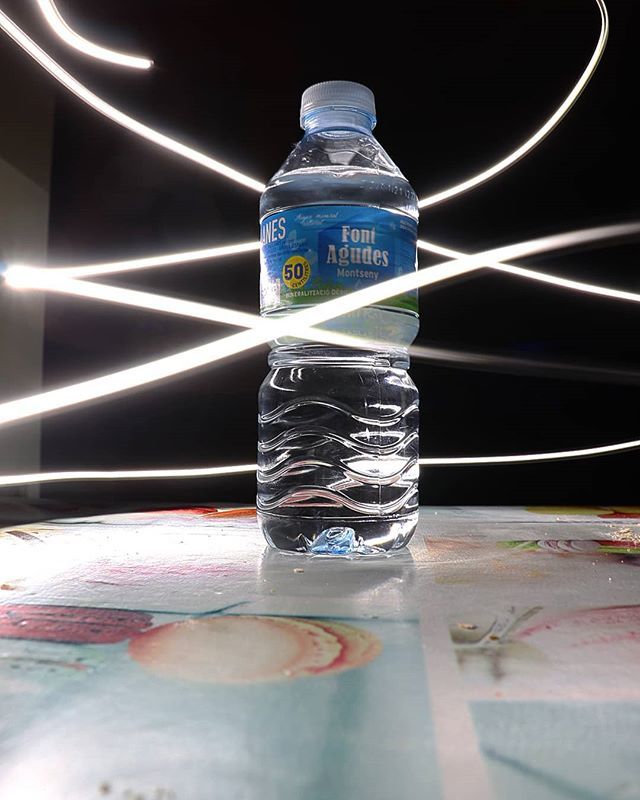 Lluc020304's tweet photo. 36/365 Drawing a line
#water #lightpainting https://t.co/iYt6qkEml7 https://t.co/zqvTXLSHPg