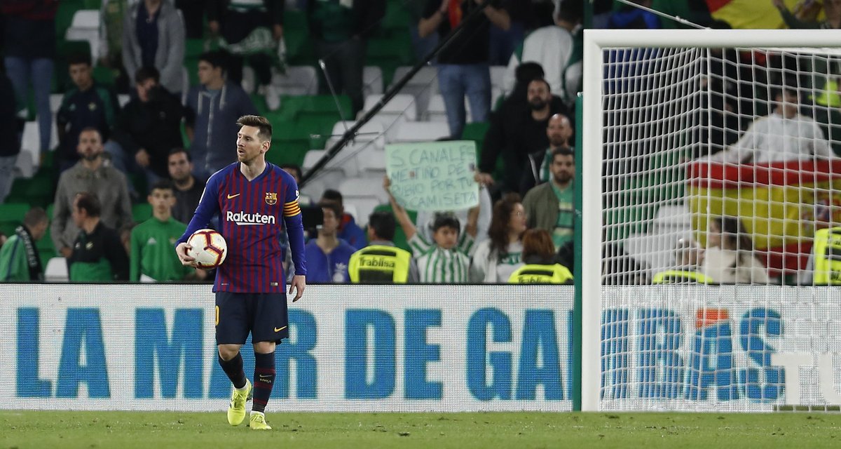 Una exhibición para la historia del fútbol español: así fue el triplete de LEO MESSI en el Villamarín
▶ videos.marca.com/v/0_ppr41k8v-a…