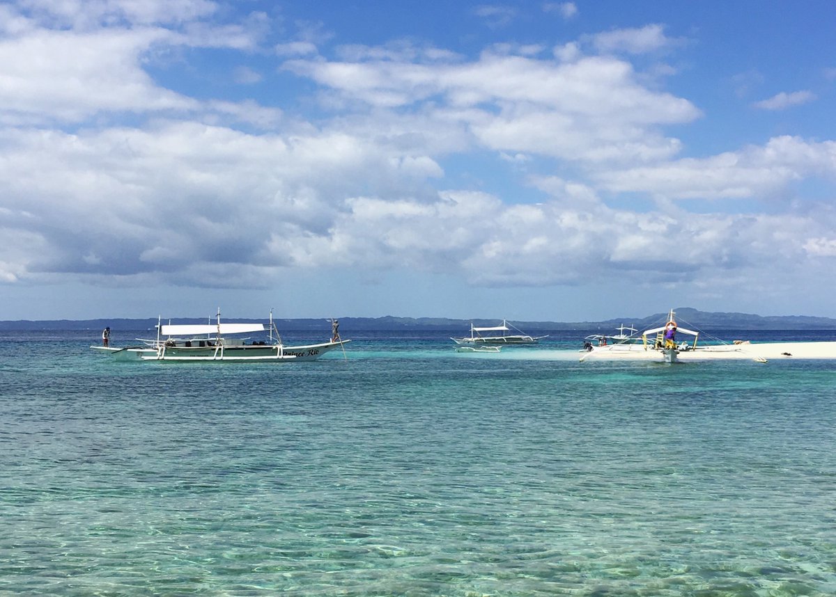 georgielclarke's tweet photo. #ThePhilippines...you were simply exceptional, thank you - I hope we see you again #pamilican #panglao #bohol #travel #islandhopping #vacation #explore #boats #paraw #water #nowifi #digitaldetox #travelphilippines #bohotravel #instatravel #holiday #escape #headspace #switchoff https://t.co/yheWydsIkj