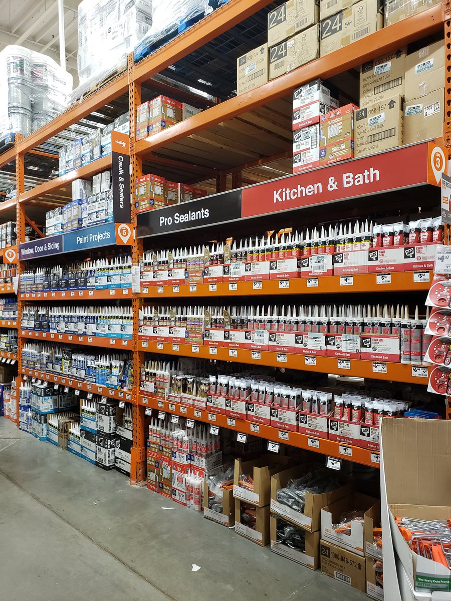 JadeHD6's tweet photo. It was real busy today with the sun shining! I'm grateful to have a crazy amazing paint crew to kick butt, and make sure the department looks good! https://t.co/w0NyMr7hDN