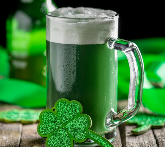 WhirlyBall's tweet photo. Happy St. Patrick’s Day everyone 🍀! Tonight is perfect for some beer tasting, so join us at WhirlyBall and take a few swigs of our excellent craft beers!
#StPatricksDay #WhirlyBall #BetterKnowYourBeer https://t.co/ymfSSuK1kY