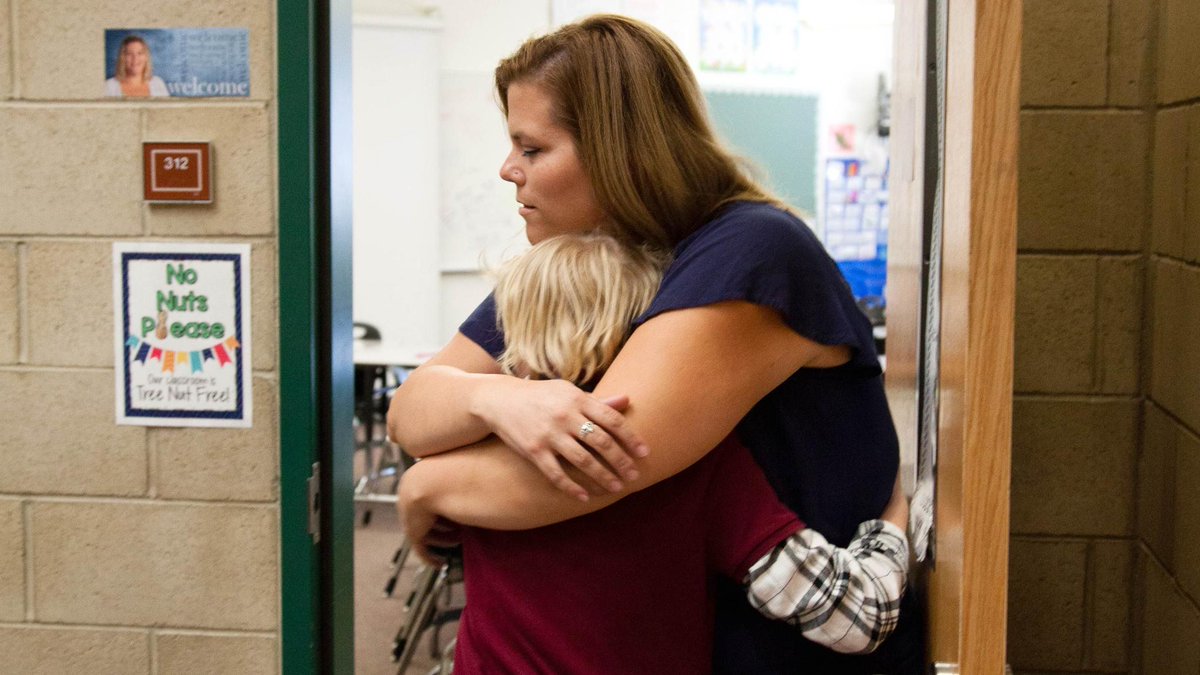 edutopia's tweet image. “This SEL work isn’t just feel-good: We know through research that relationships and connections keep kids in school.” How one simple strategy helps kids feel valued and understood. edut.to/2F8kS2x
