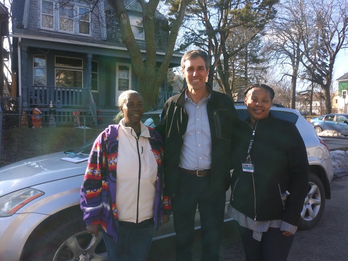 blocbyblocMKE's tweet photo. Today we had @BetoORourke stop by & have a real conversation with our Ambassadors. He's only a few days into his campaign & he knows the importance of engaging w/ Black Milwaukee. He joined @KeishaOntheBLOC & Maletha on doors after. #ListenToTheBLOC #TheBLOCIsHot #SupportTheBLOC https://t.co/xGO9YRwFec