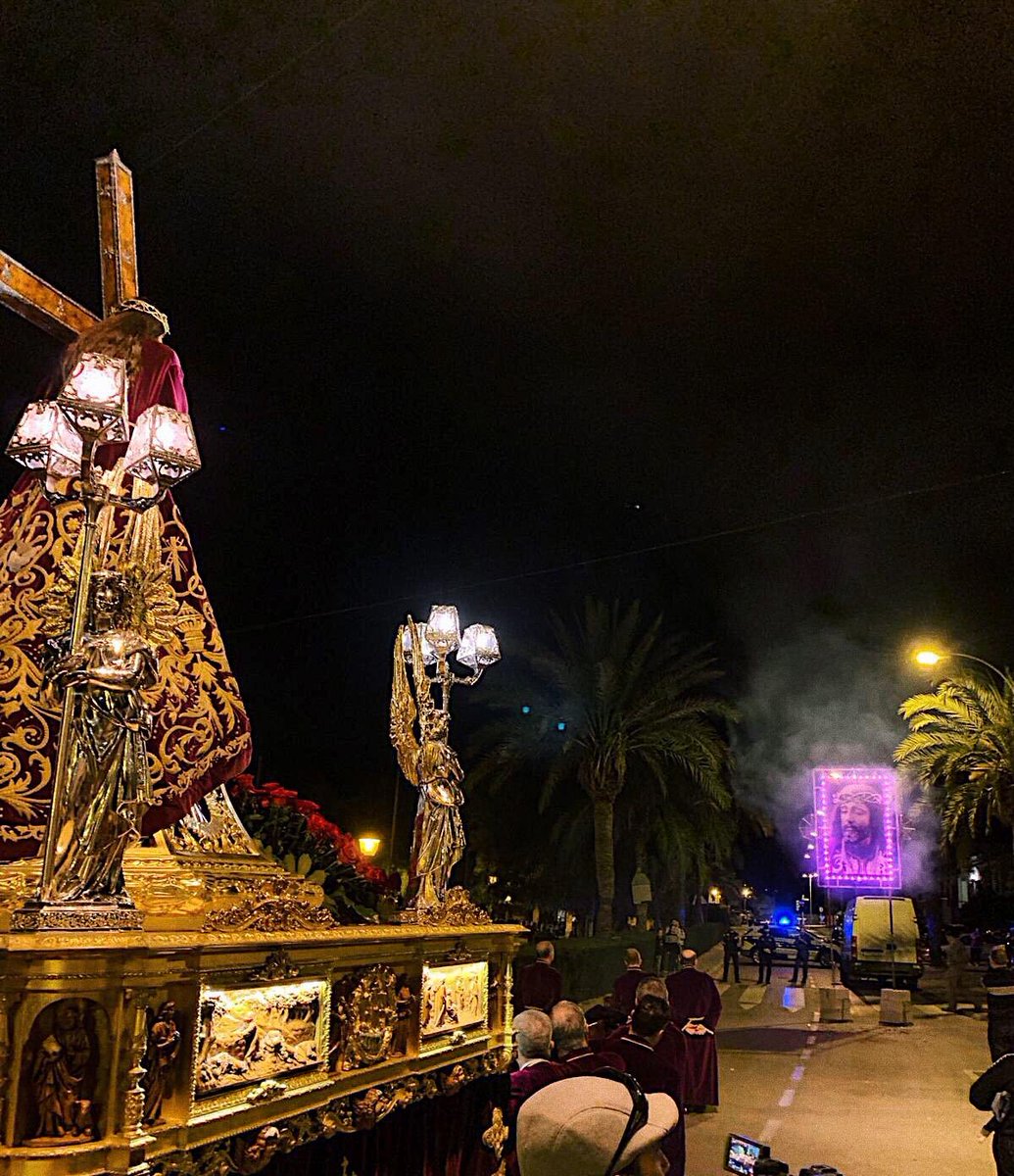 Solemne procesión de regreso de Nuestro Padre Jesús Nazareno a su capilla-convento de San Francisco.