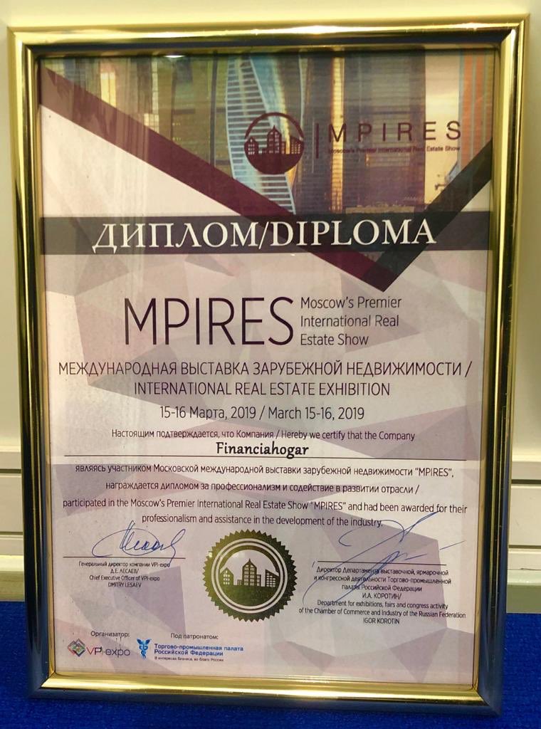 EFinanciahogar's tweet photo. Gran experiencia y acogida en los proyectos y propiedades que hemos presentado en el International Real Estate Exhibition en Rusia 🇷🇺 #Financiahogar #mpires #inmobiliaria #tenerife #rusia #moscú #INVERSIONES https://t.co/K0gmJMaYCi