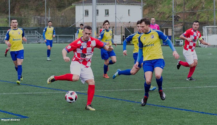 FutbolAstur's tweet photo. Punto insuficiente para el Madalena.
Crónica y fotos del Madalena Morcín 1-1 C.D. Mosconia.
https://t.co/iqa3kaUlf1 https://t.co/QPQFDwarZa