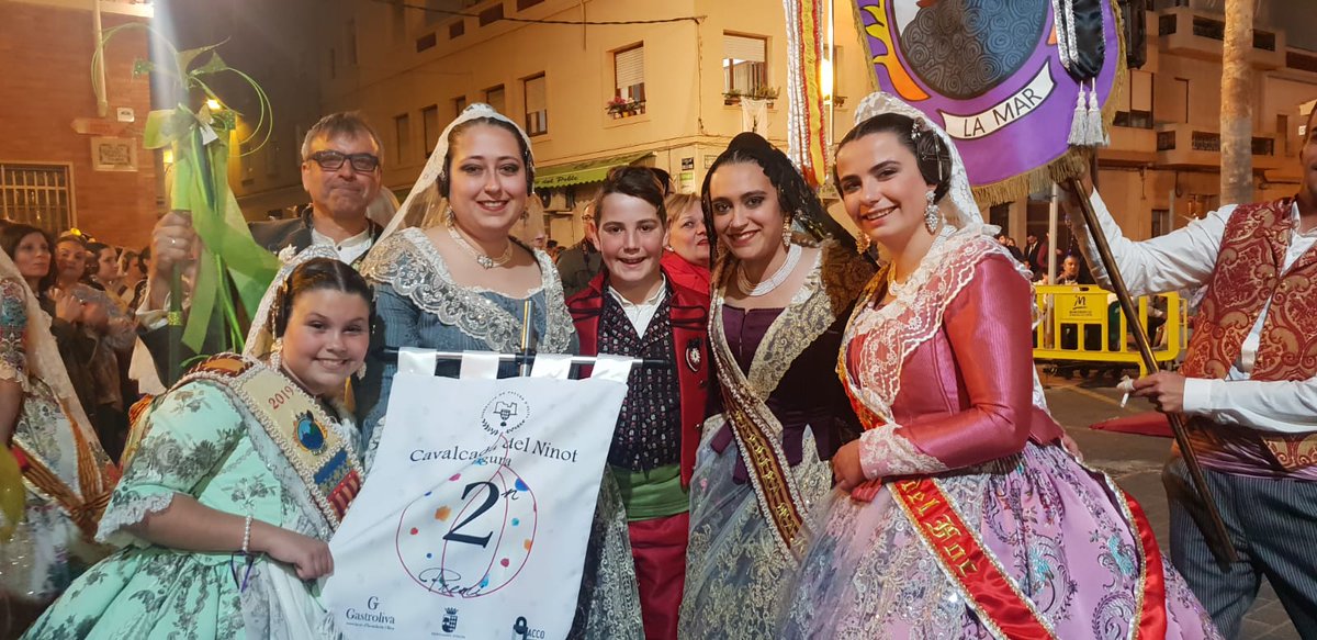 AC_Falla_la_Mar's tweet photo. AC Falla la Mar 2° premi a la millor figura de la cavalgata del ninot.
#Falles19 #Falles2019 #fallas2019 #Falles #fallas https://t.co/jXhqHOguBG