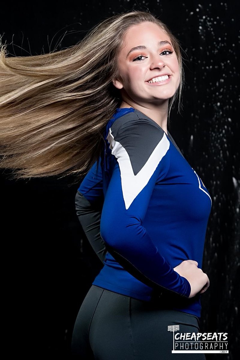 CheapSeatsPhoto's tweet photo. @supersuits2019 @coachwingo @wingo_16 @TheKaitlynShepp @kaiteelle @SeckmanHigh @JaguarAthletics - posted your individual pics!
Link: https://t.co/SdwCm8rB1K 
#SpreadTheWord #ShowMomAndDad #OrderTons! 😂 https://t.co/GHmyyJu4lM