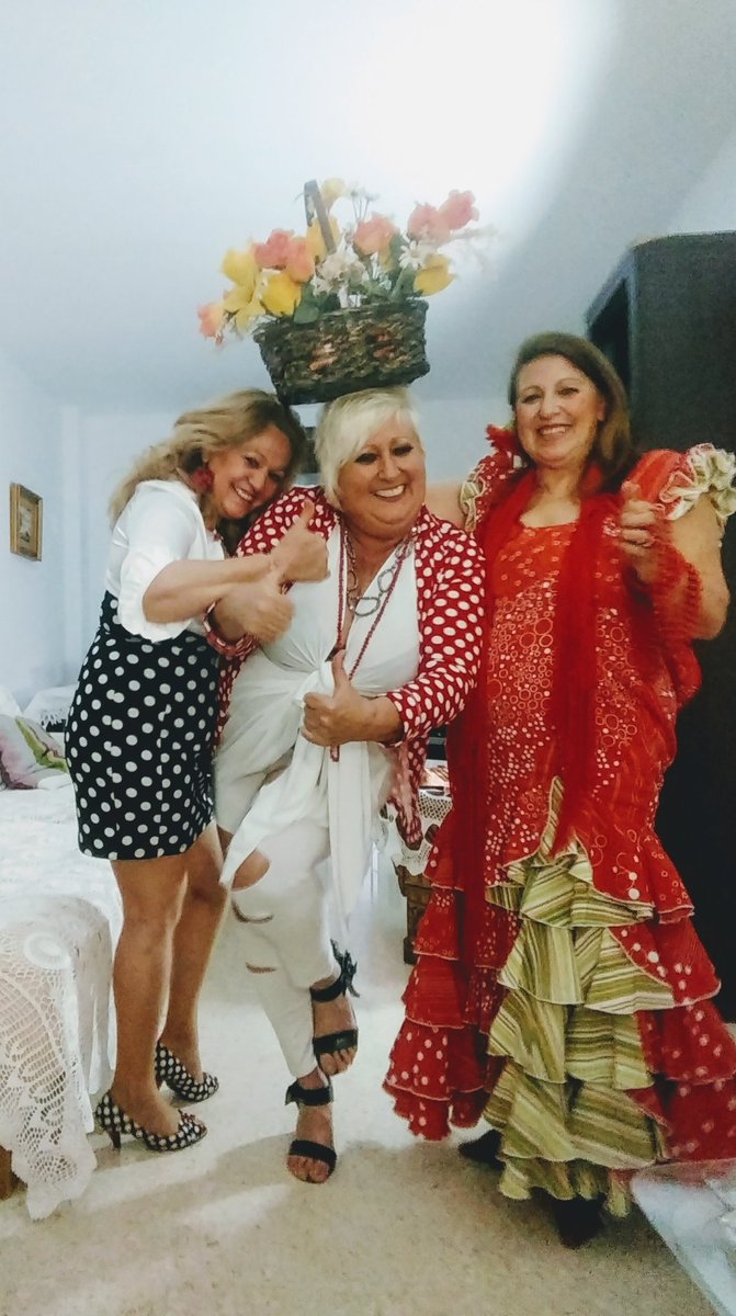 youtu.be/JGdYCMXWadM NI SIQUIERA PODÍA IMAGINAR QUE TV5 SE FIJARA EN MI? GRACIAS TQ  <a href="/TodoAlmodovar/">Todo Pedro Almodóvar</a> <a href="/fabricatele/">LaFabricaTV</a> <a href="/firstdates_tv/">First Dates</a> <a href="/mediasetcom/">Mediaset España</a> <a href="/surdjevents/">surdj</a> <a href="/ASanchezDJ/">DJ Abraham Sánchez</a> <a href="/telecincoes/">Telecinco</a> <a href="/CastZeppelinTV/">Casting ZeppelinTV</a> <a href="/RosarioMohedano/">Rosario Mohedano</a> <a href="/LatitaCanta/">La Tita</a> <a href="/VivaLaVidaT5/">Viva la vida</a> @QTTF <a href="/CastZeppelinTV/">Casting ZeppelinTV</a> <a href="/ZeppelinTV/">Zeppelin</a> TQ