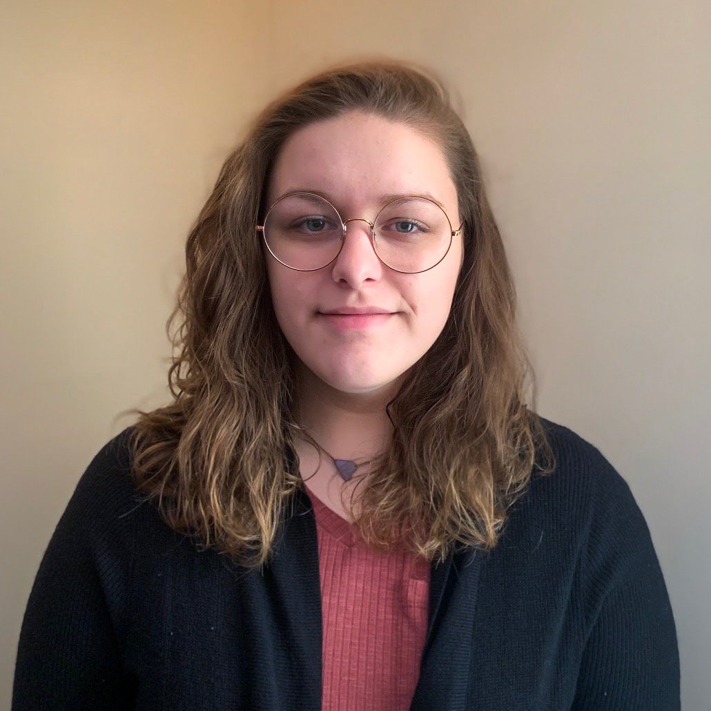 DetectiveOli's tweet photo. #MeetTheCrew Lydia Lambert, assistant camera. Lydia is a junior majoring in Telecommunications &amp; Film, concentrating in Media Production. She is minoring in Theater, concentrating in directing. Lydia has worked mainly as AC in productions, but has contributed in many other ways. https://t.co/r7xtPYYvHj
