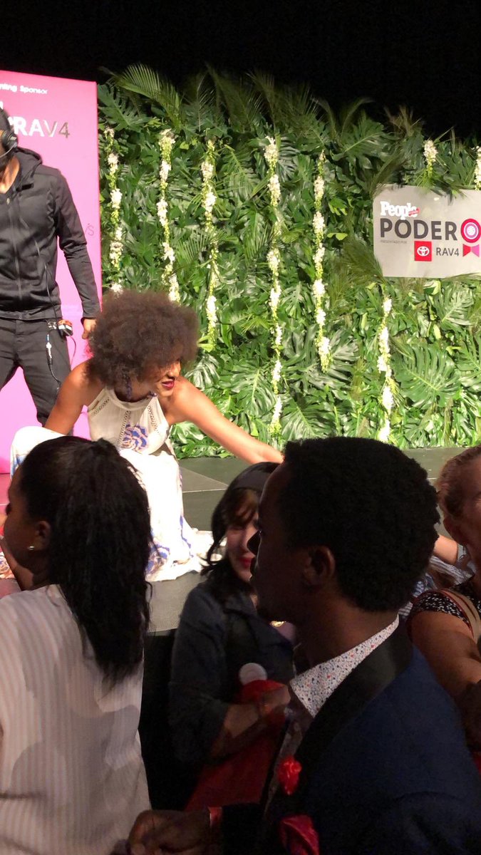 JeimyOsorio's tweet image. Gracias. Gracias. Y un millón de gracias a todas las personas que nos acompañaron ayer en #PoderosasLive. Por su apoyo, por su cariño, por sus atenciones, gracias! 🙏🏾 #25Poderosas 
Fotos: @LosAmorososMx