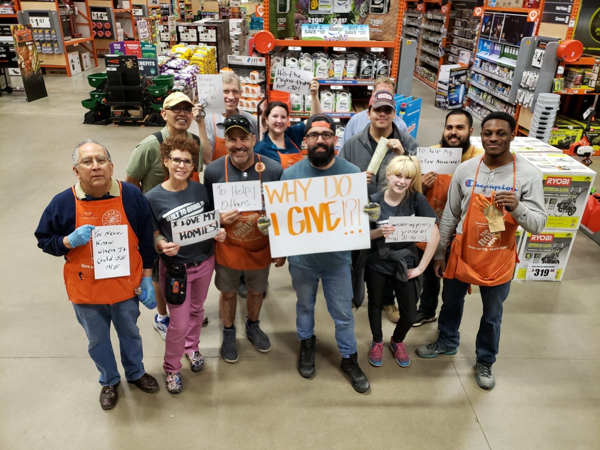 This week, we collected a lot of $1 donations for the homer fund. These associates are eager to help others! #whydoyougive #D228clapperscaper #thelakelineway #bdsbdd