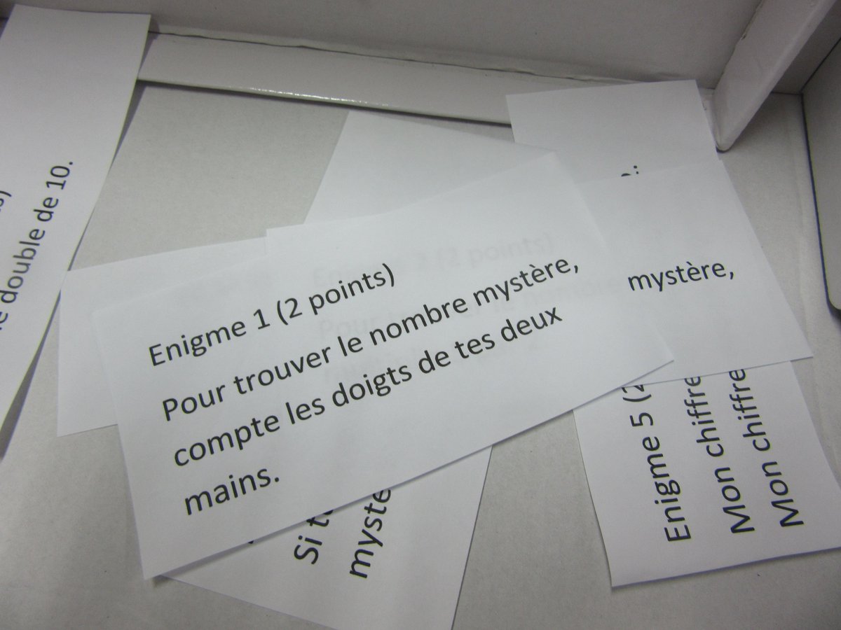 Marcel_PLACIDE's tweet photo. #SemaineDesMaths2019 #9720163v Au CE2, nous avons joué au jeu des énigmes. L'objectif était de résoudre le maximum d'énigmes en un temps donné. @CircoFdF1 @acmartinique https://t.co/KMD6ggIe69